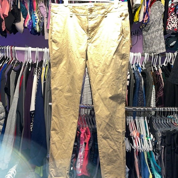 GAP GIRLFRIEND KHAKI KAKI GIRLFRIEND tan light brown size 4 - Picture 3 of 9